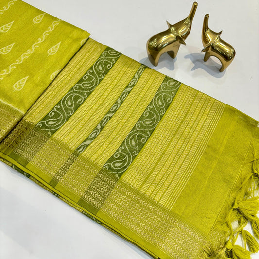 Khadi Ikkat Weaving Butta Saree