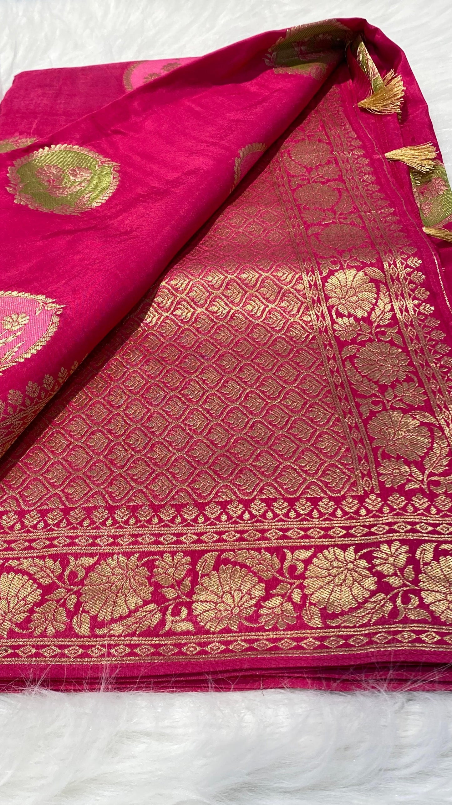 Pure Dola Silk Banarasi Saree