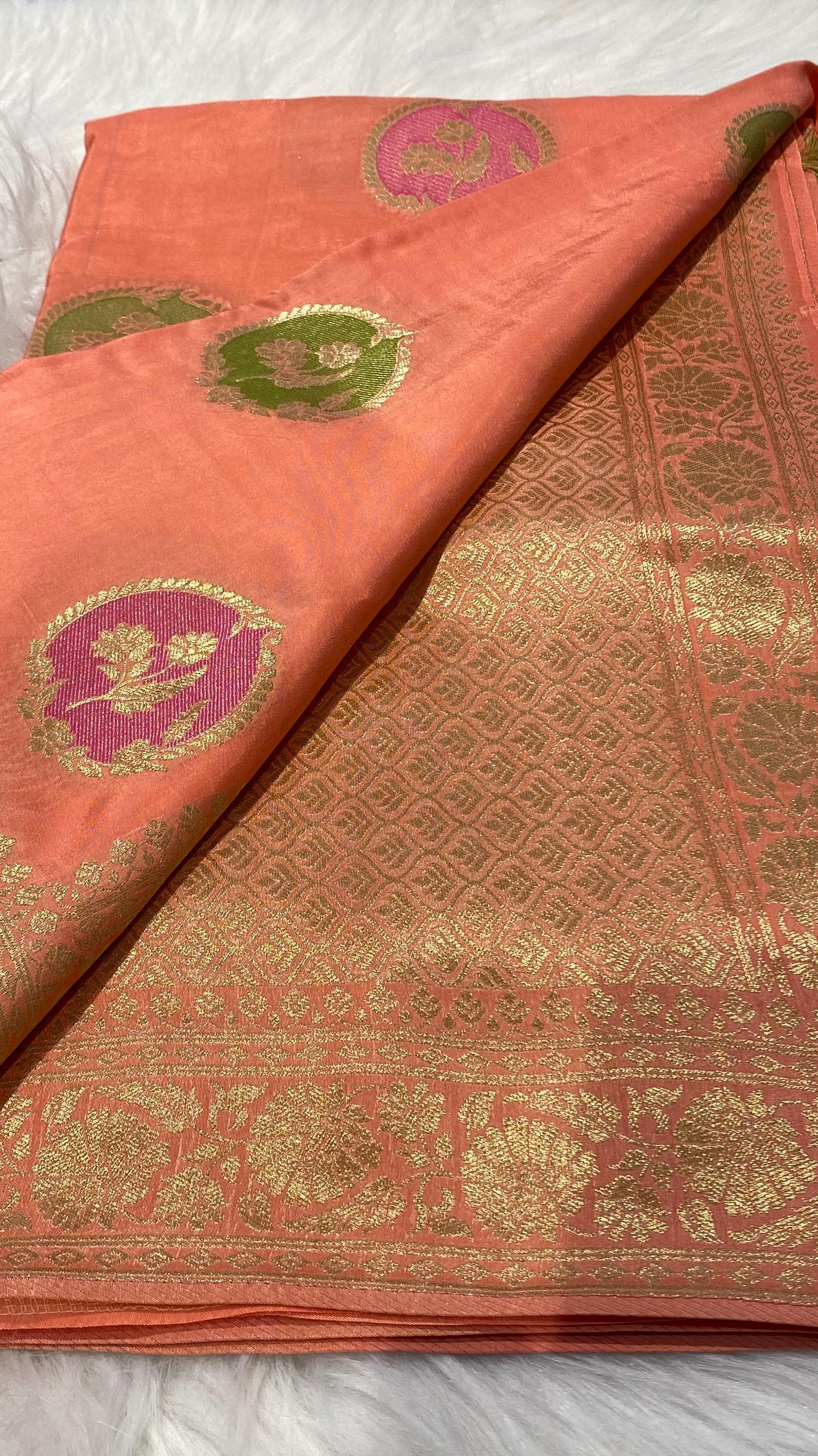 Pure Dola Silk Banarasi Saree