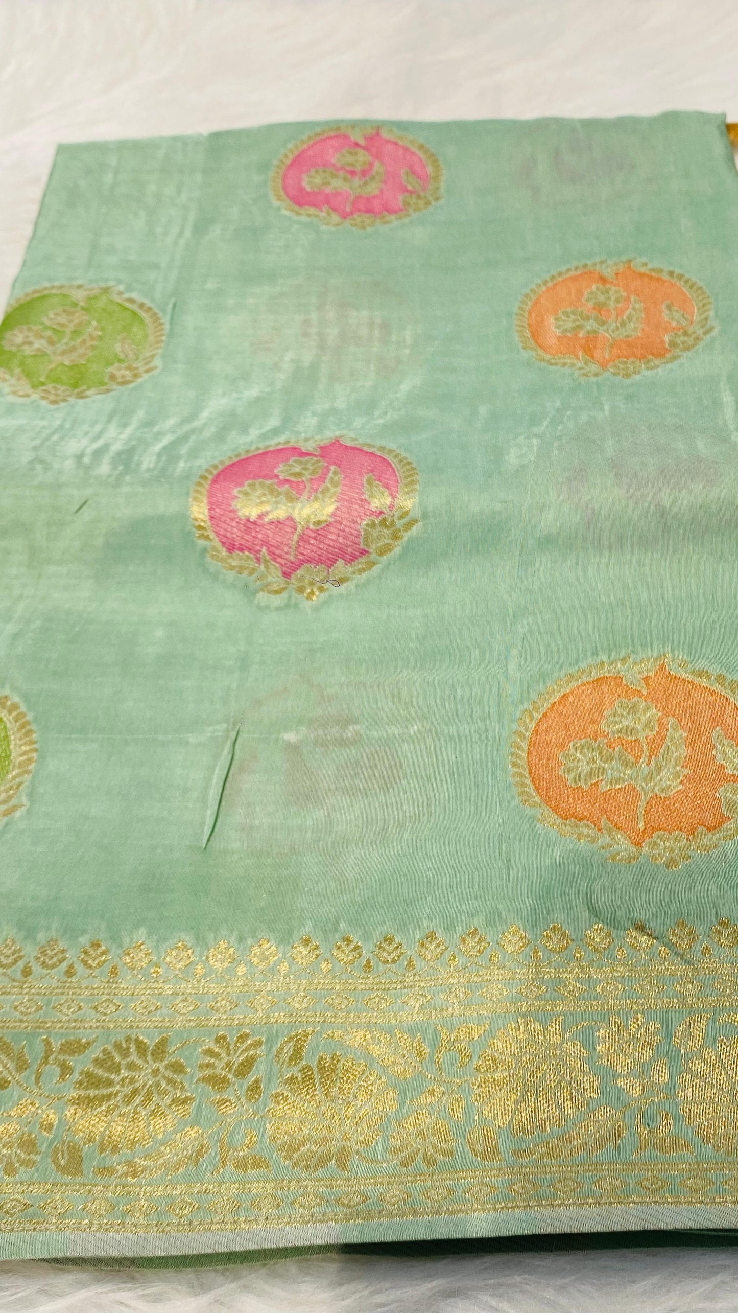 Pure Dola Silk Banarasi Saree