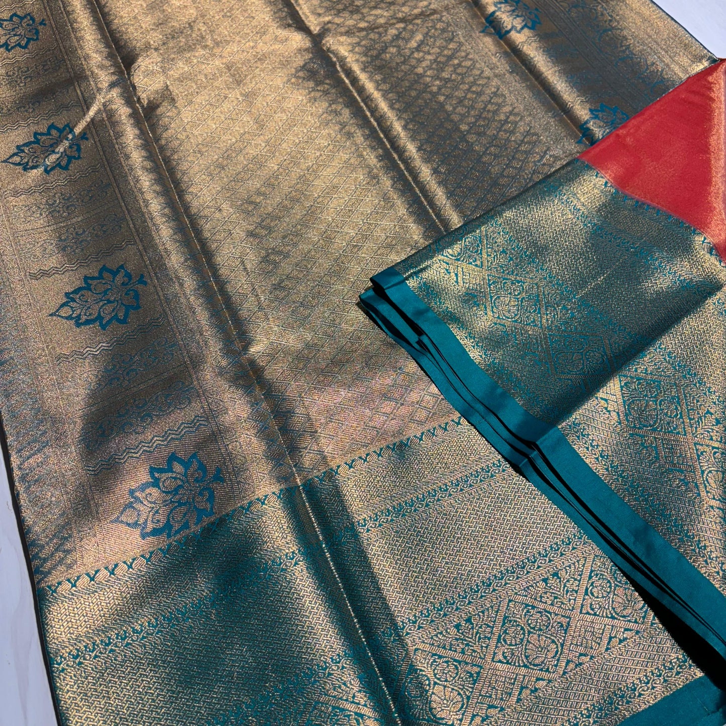 Kanchivaram Soft Tissue Silk Saree