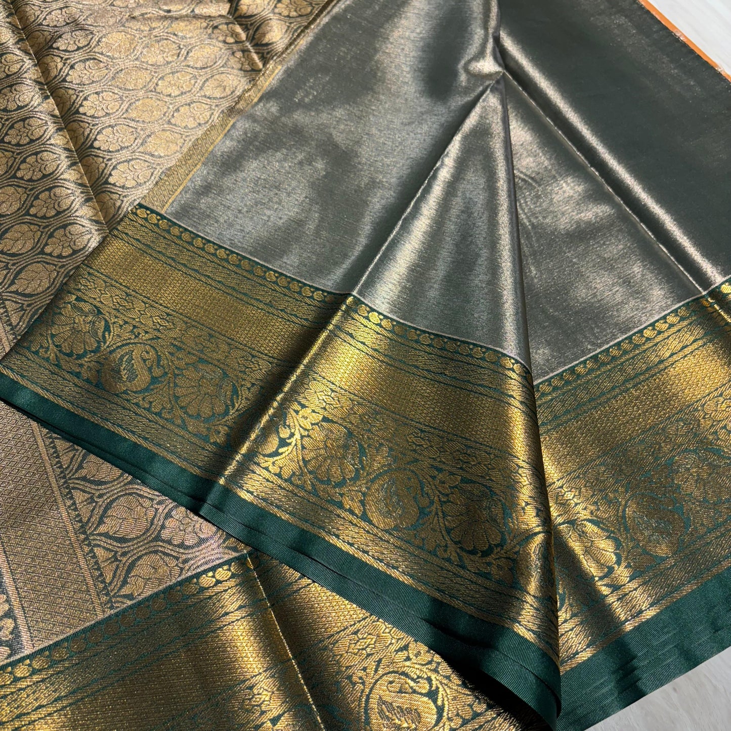 Kanchivaram Soft Tissue Silk Saree