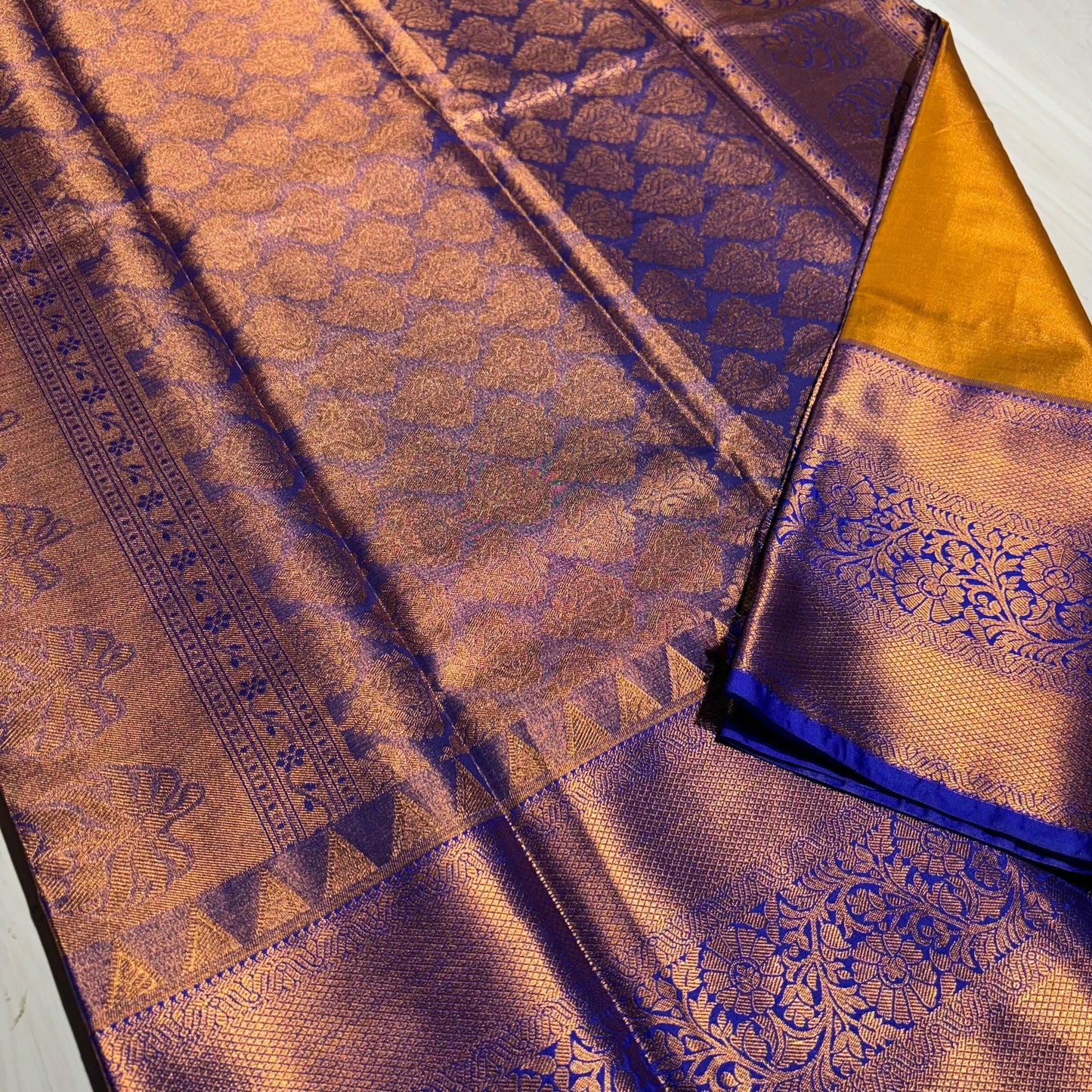 Kanchivaram Soft Tissue Silk Saree