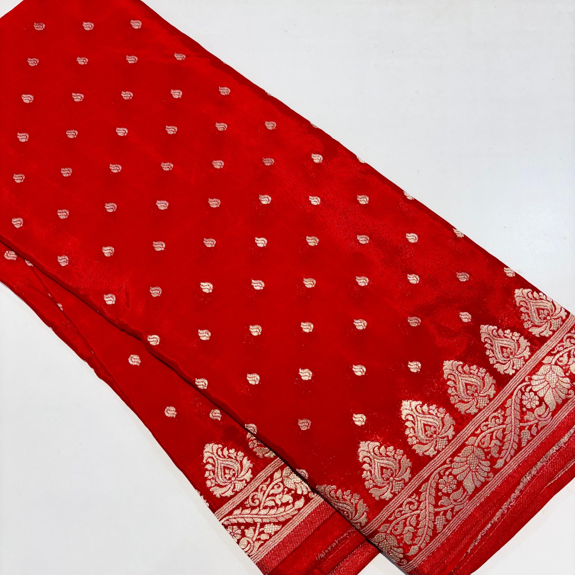 Banarasi Zari Crepe Saree