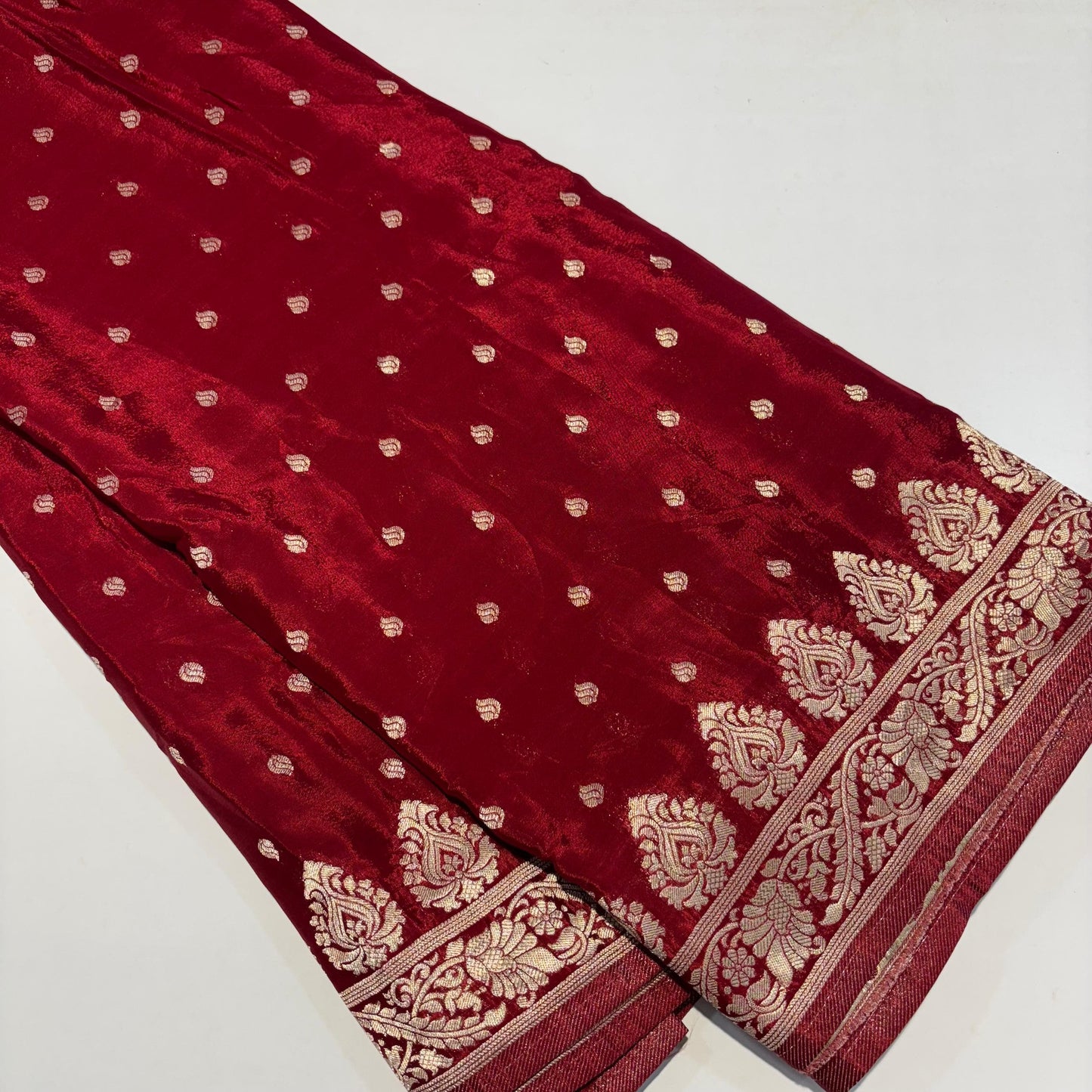 Banarasi Zari Crepe Saree