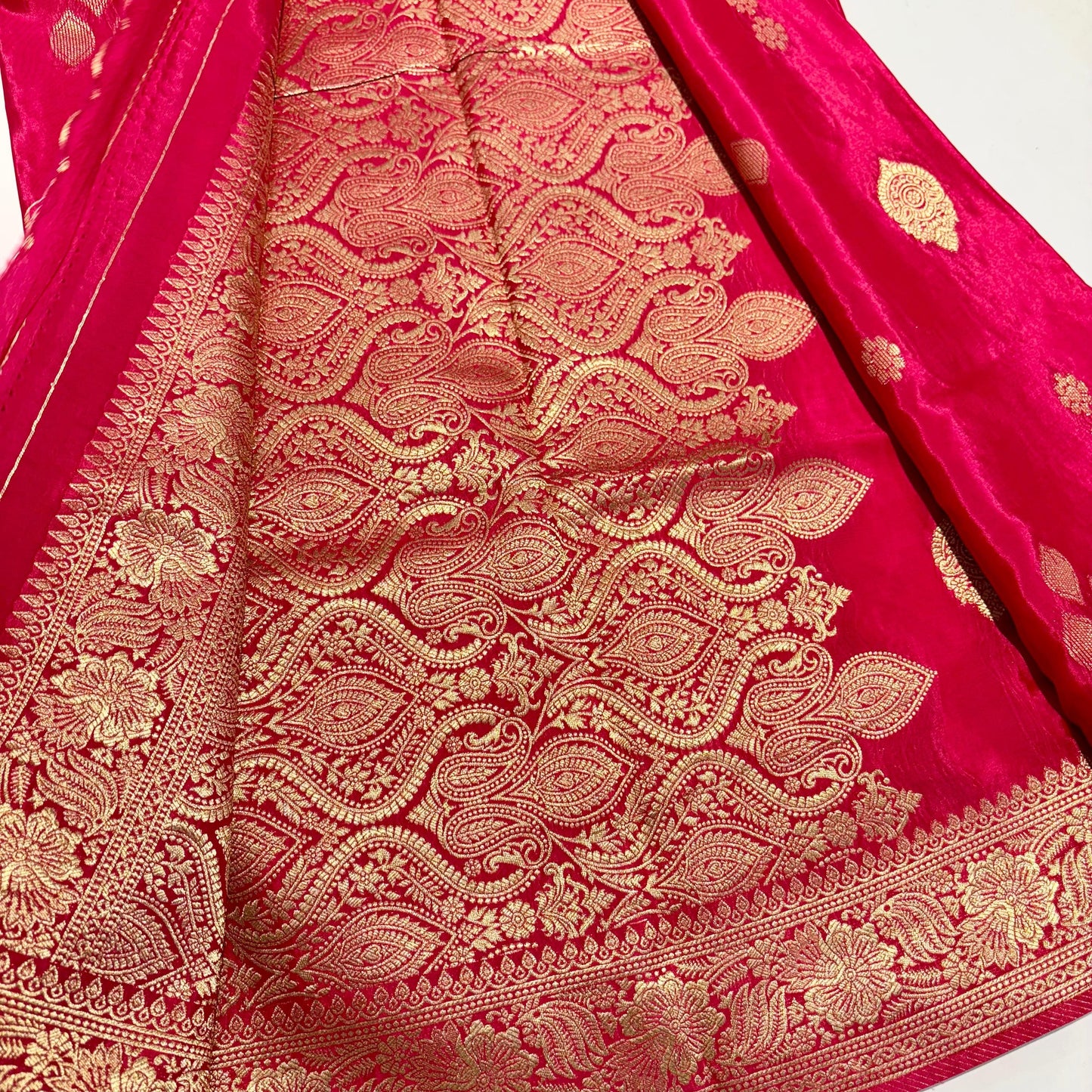 Banarasi Zari Crepe Saree