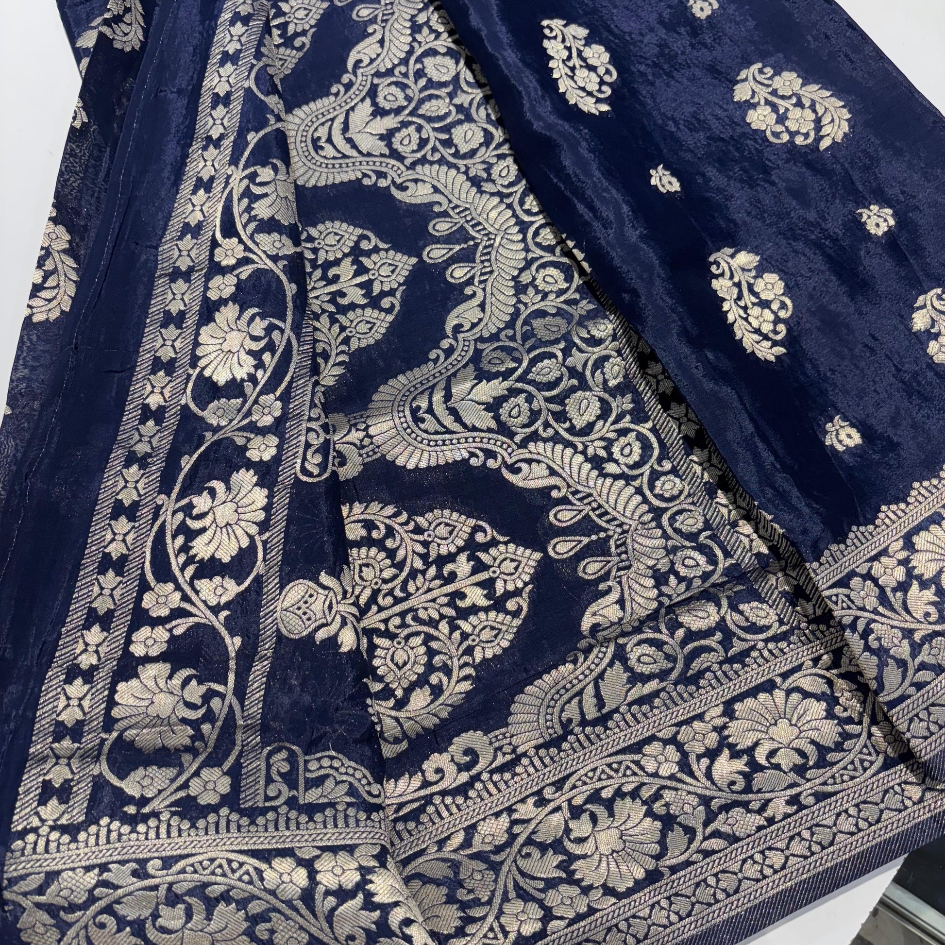 Banarasi Zari Crepe Saree