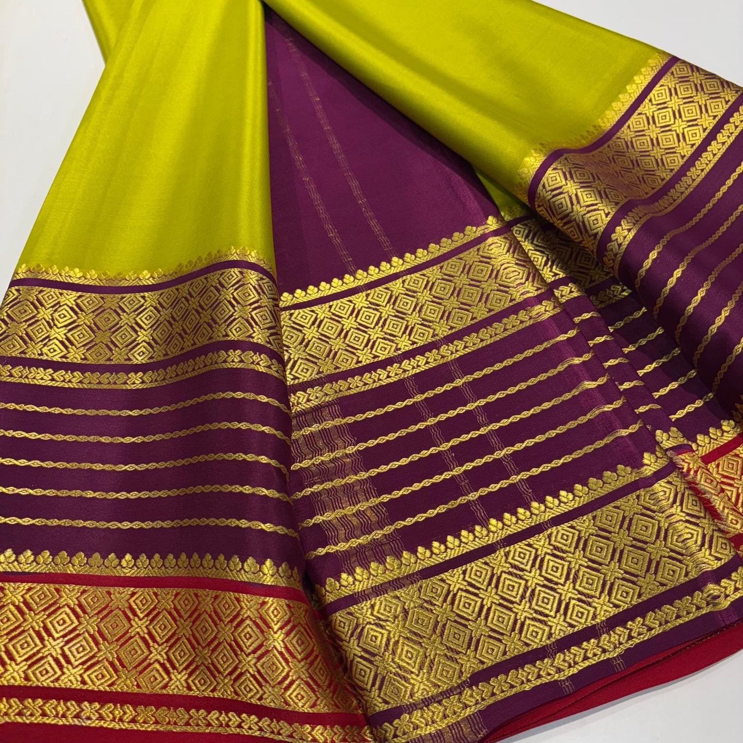 3D Contrast Mysore Silk Saree