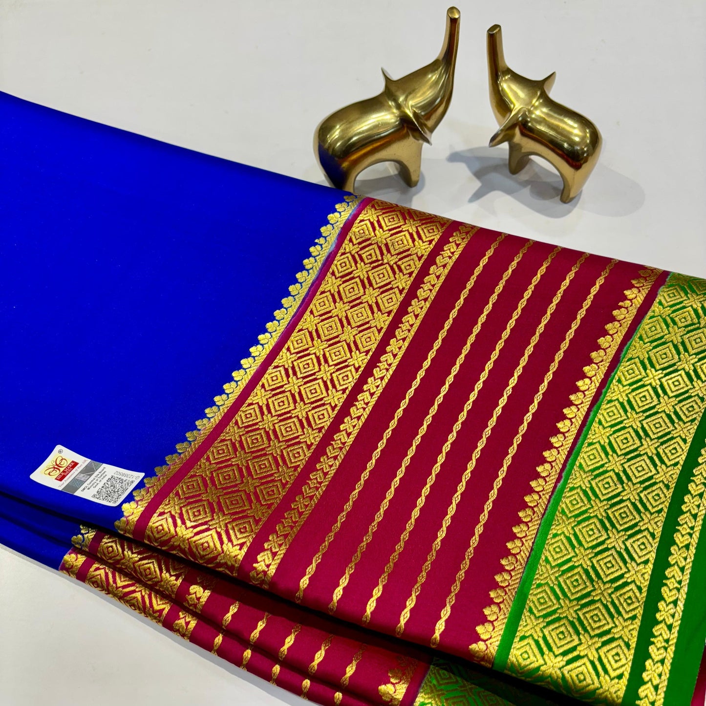 3D Contrast Mysore Silk Saree