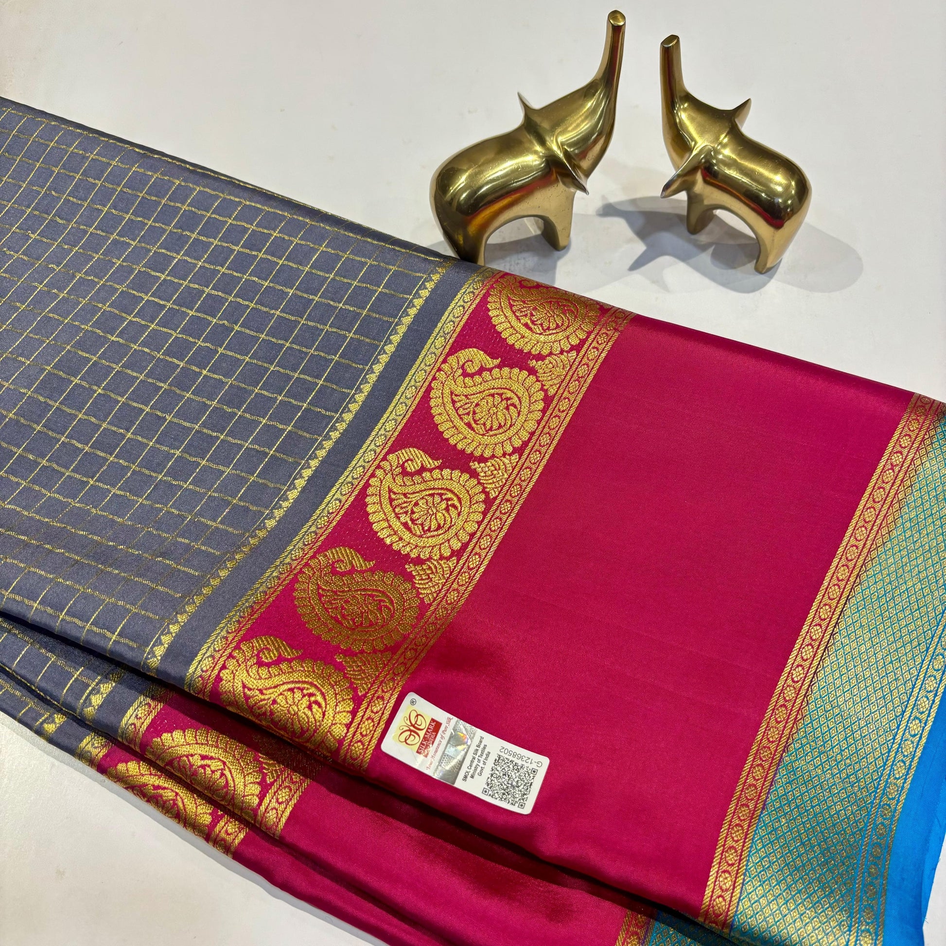 3D Contrast Mysore Silk Saree