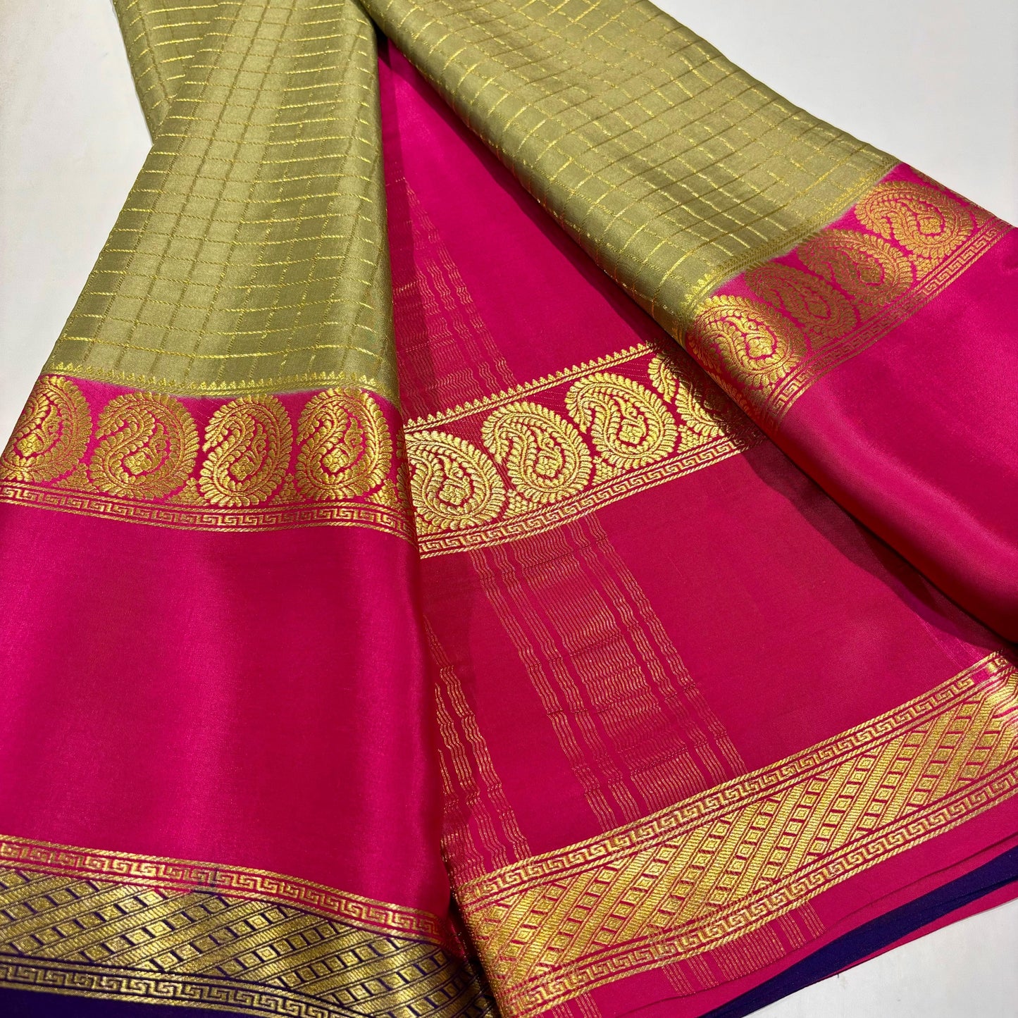 3D Contrast Mysore Silk Saree