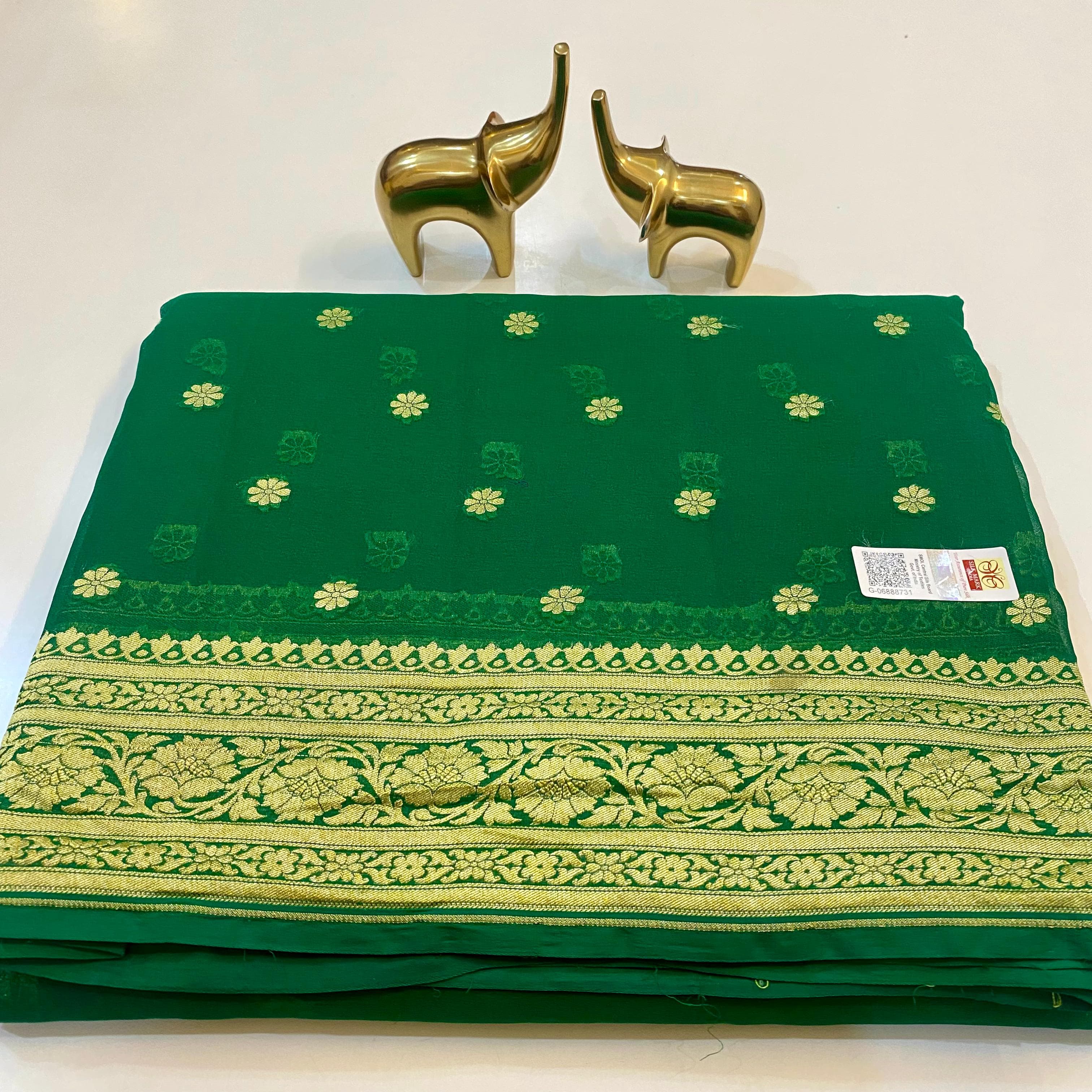 Chiffon Saree- Exclusive Handloom Banarasi Chiffon Khaddi Kariyal Saree | Chiffon  saree, Chiffon saree party wear, Pure chiffon