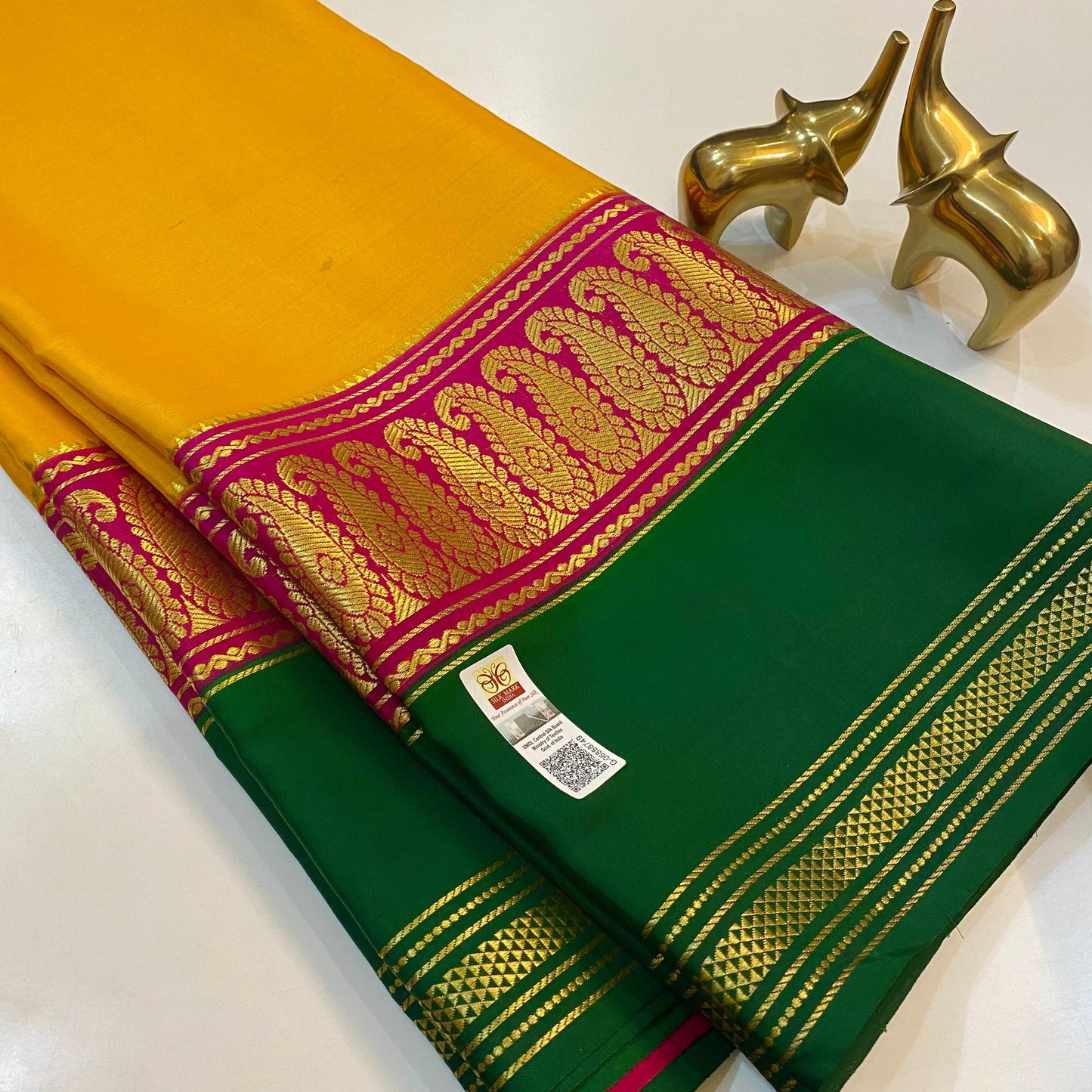 Pure Mysore Silk Saree | 120-gram | Beautiful 3D Contrast Mango Border
