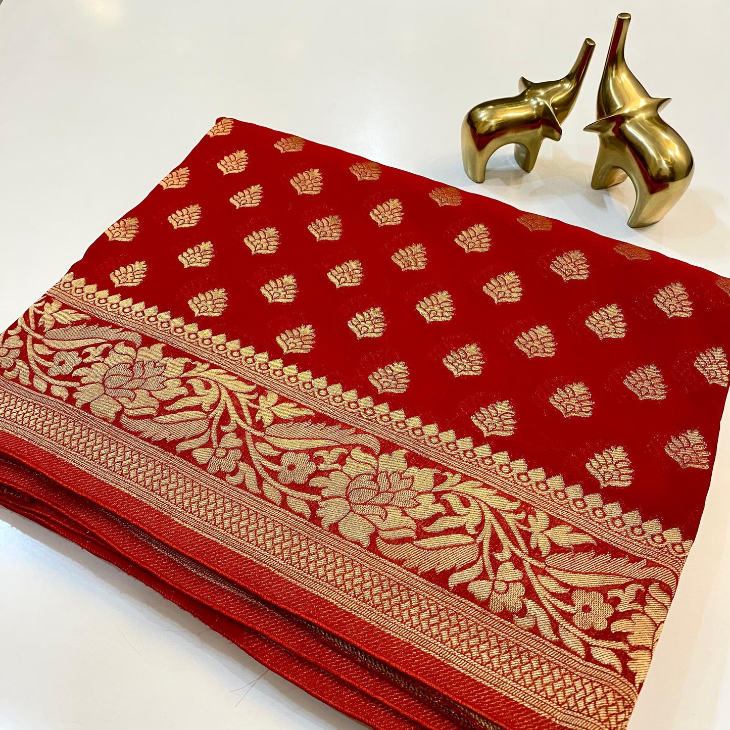 Banaras Pure Georgette Saree | Zari Weaving
