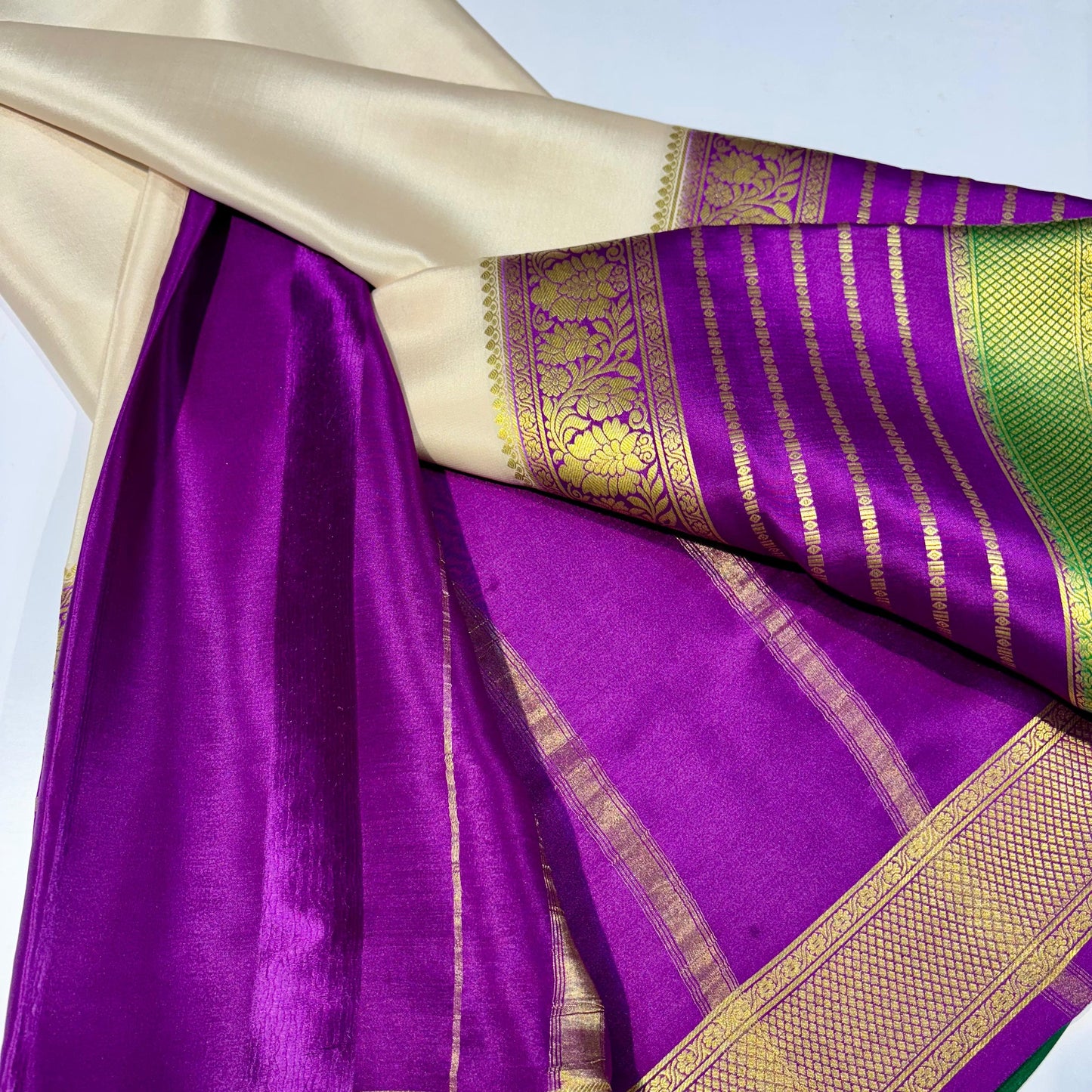 3D Contrast Mysore Silk Saree