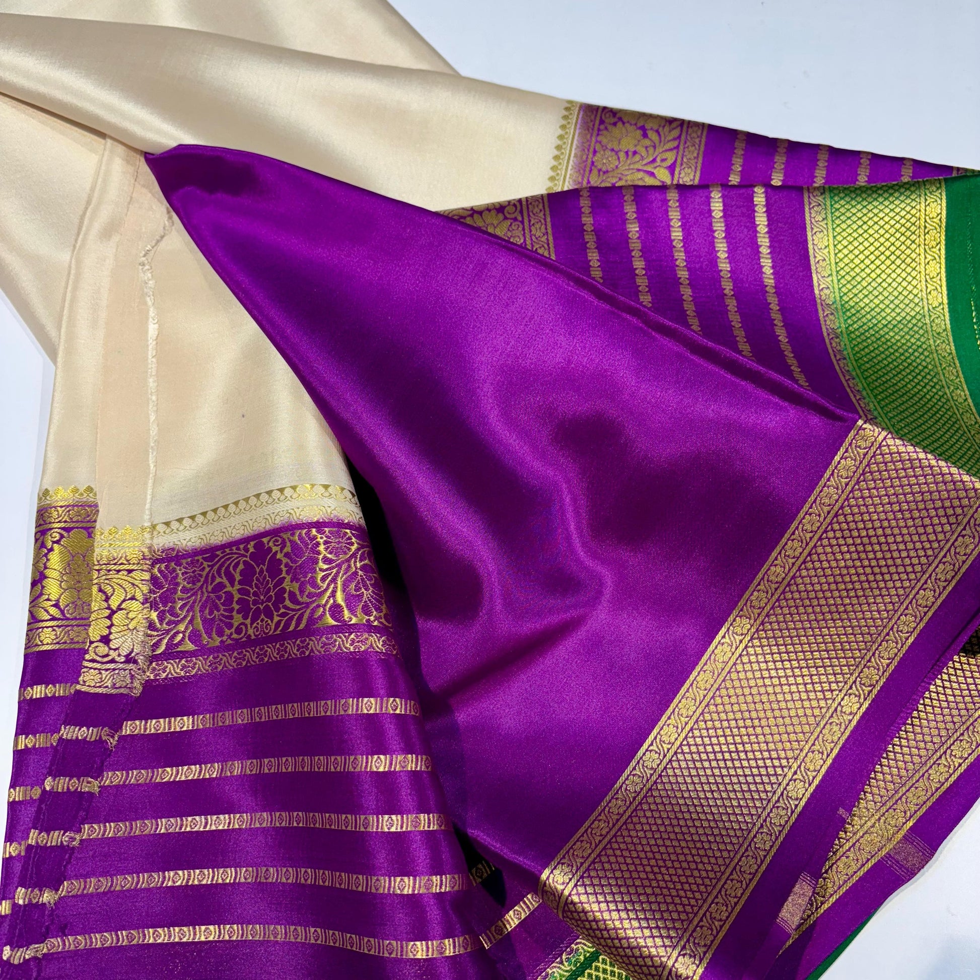 3D Contrast Mysore Silk Saree