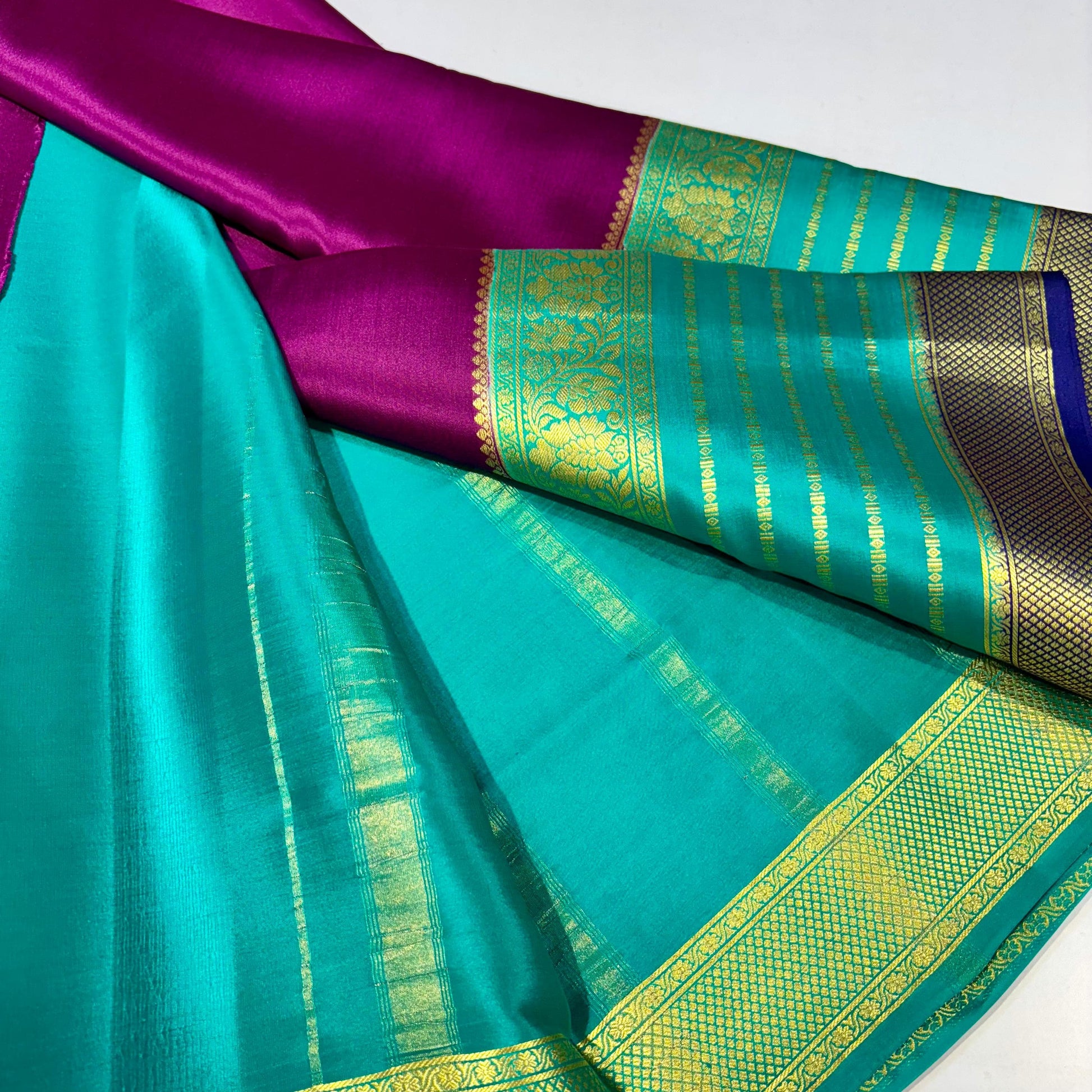 3D Contrast Mysore Silk Saree