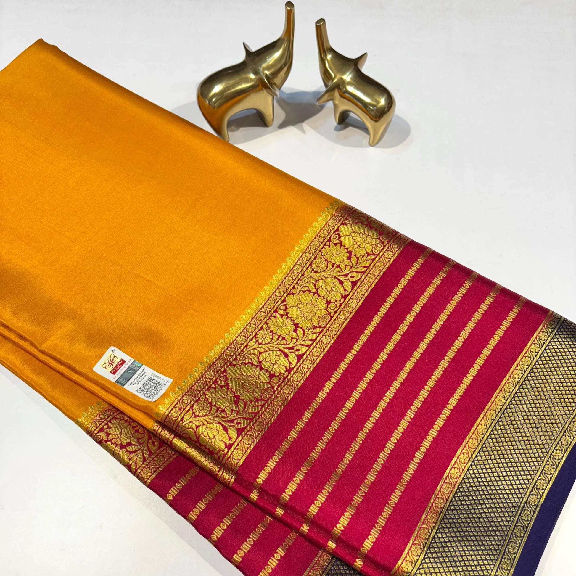 3D Contrast Mysore Silk Saree