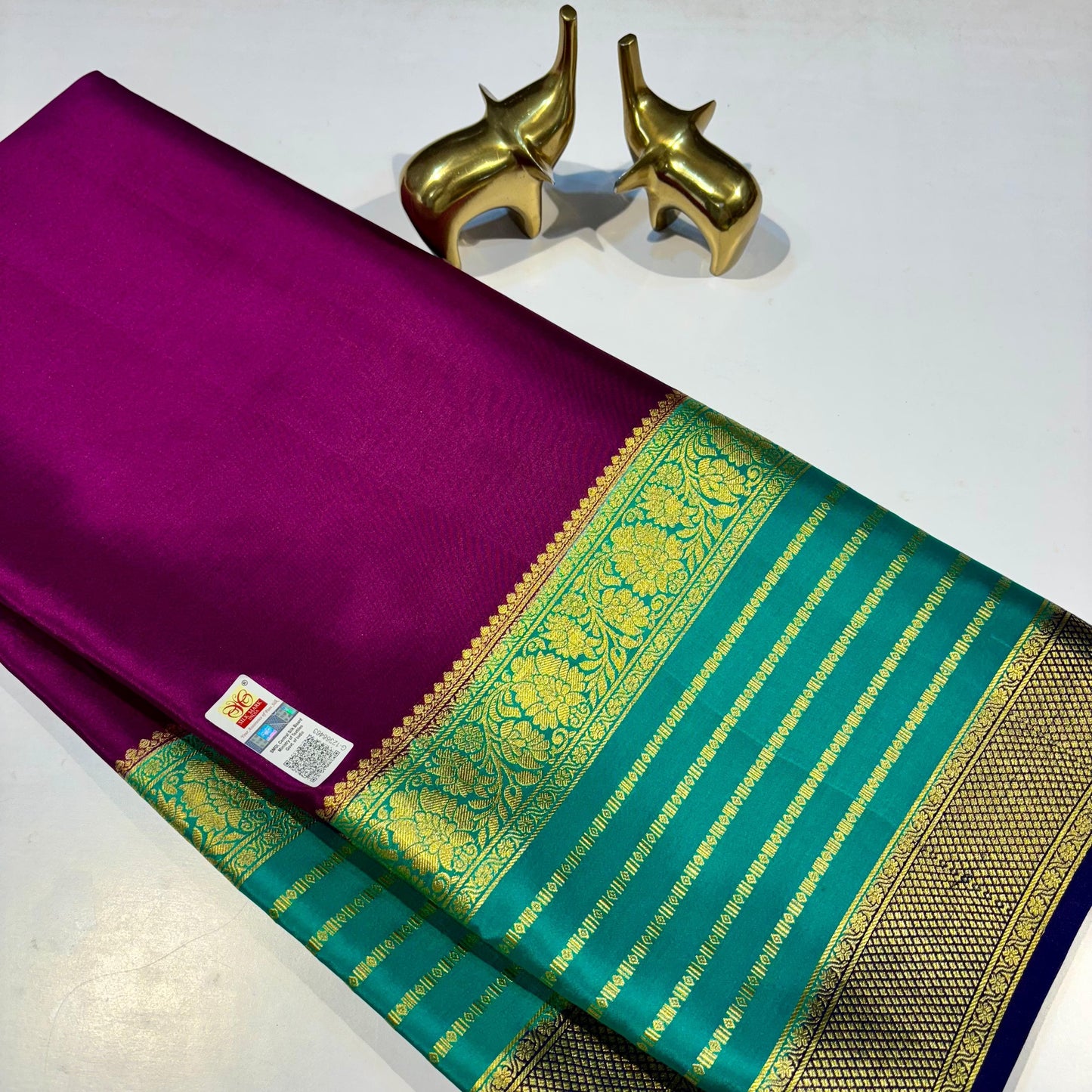 3D Contrast Mysore Silk Saree