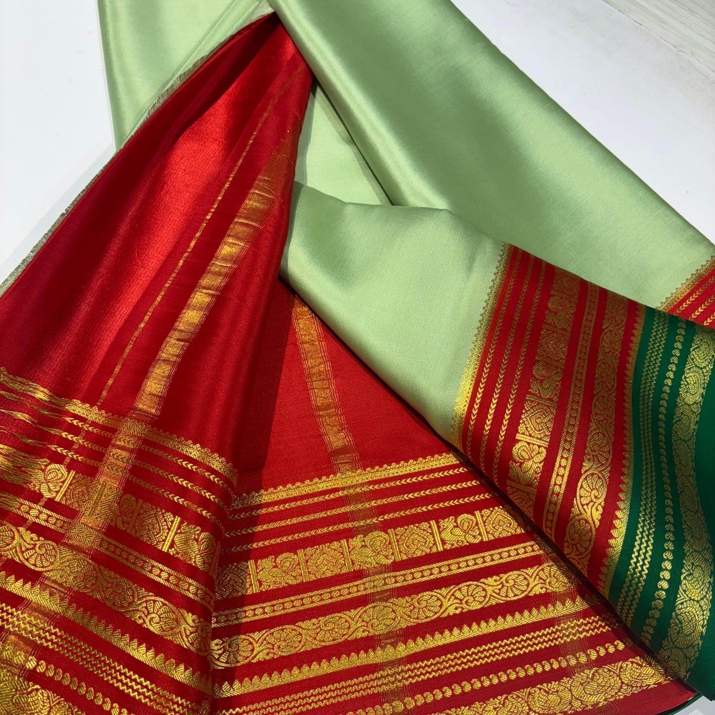 3D Contrast Pure Mysore Silk Saree