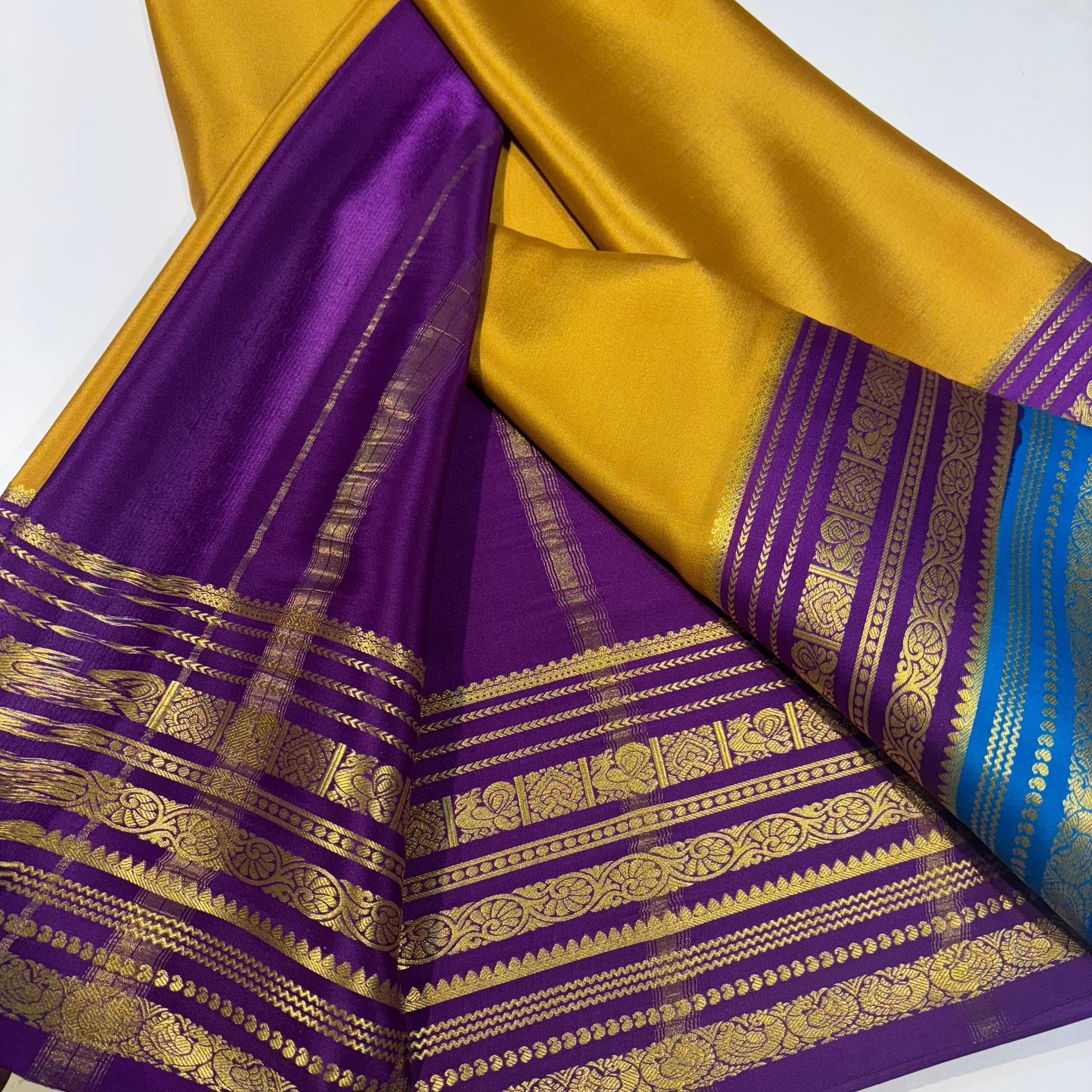 3D Contrast Pure Mysore Silk Saree