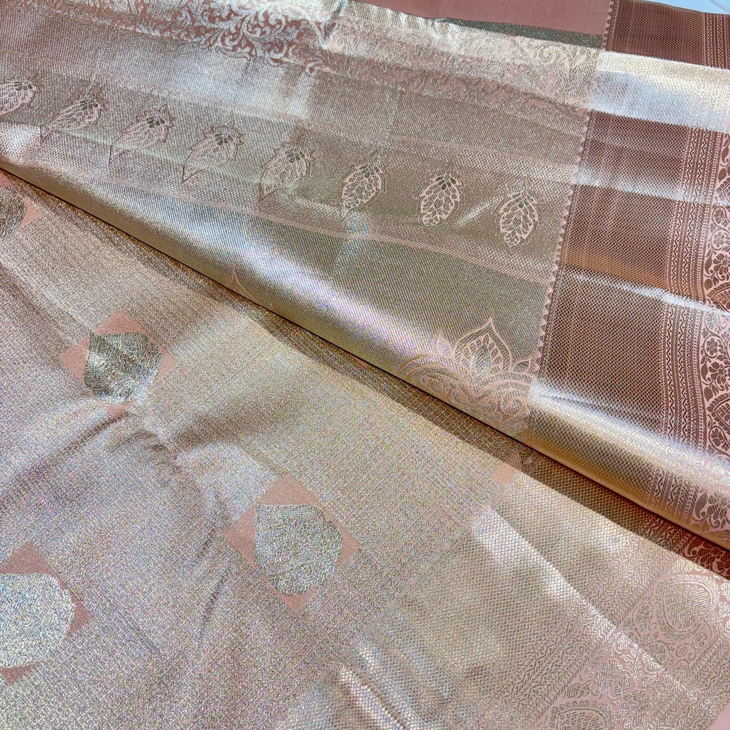 Kanchivaram Soft Tissue Silk Saree