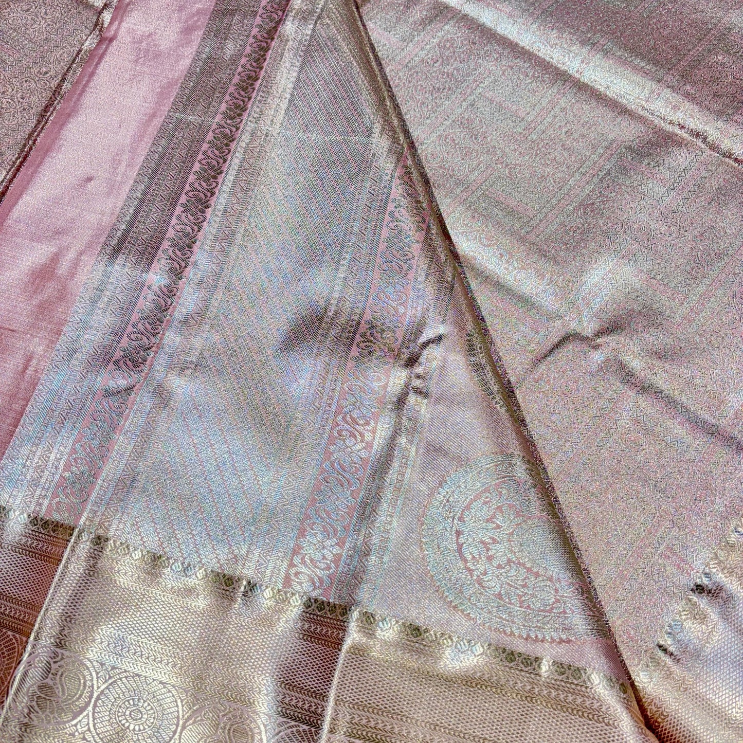 Kanchivaram Soft Tissue Silk Saree