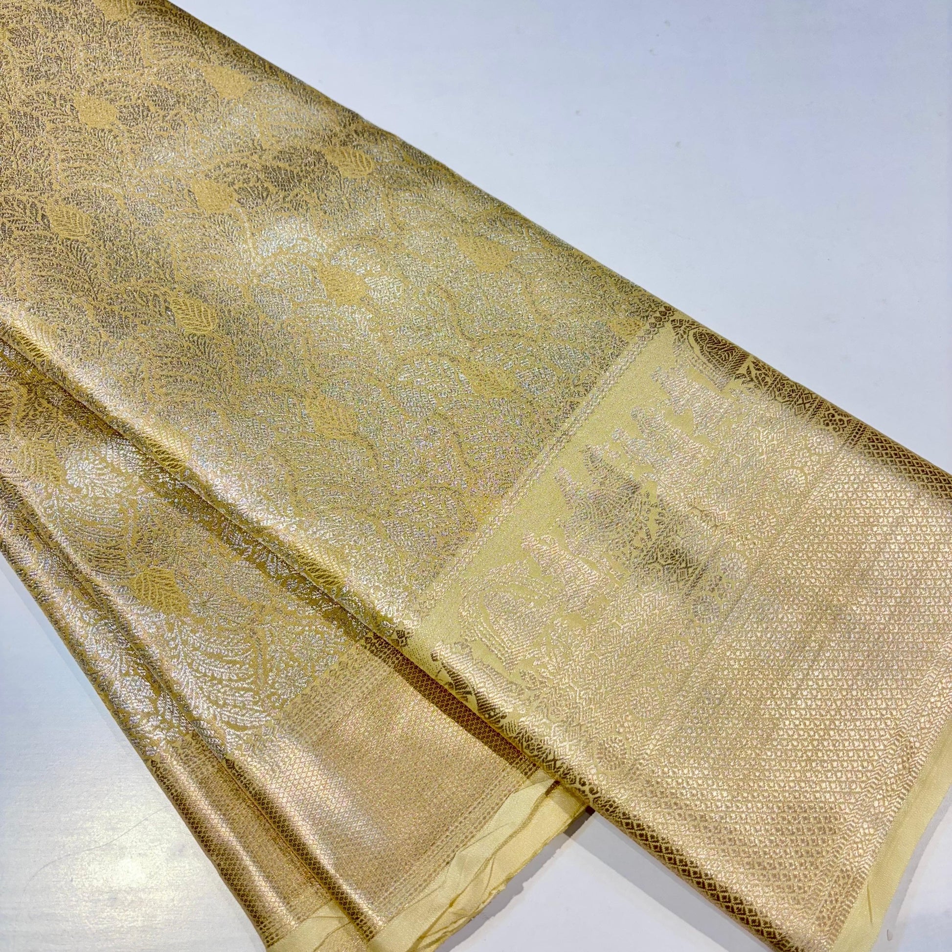 Kanchivaram Soft Tissue Silk Saree