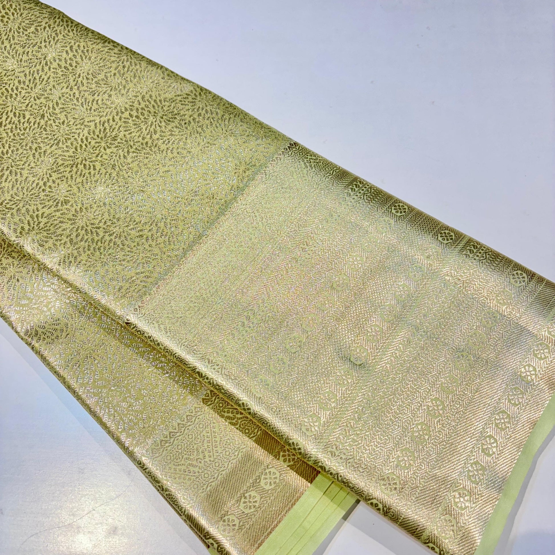 Kanchivaram Soft Tissue Silk Saree