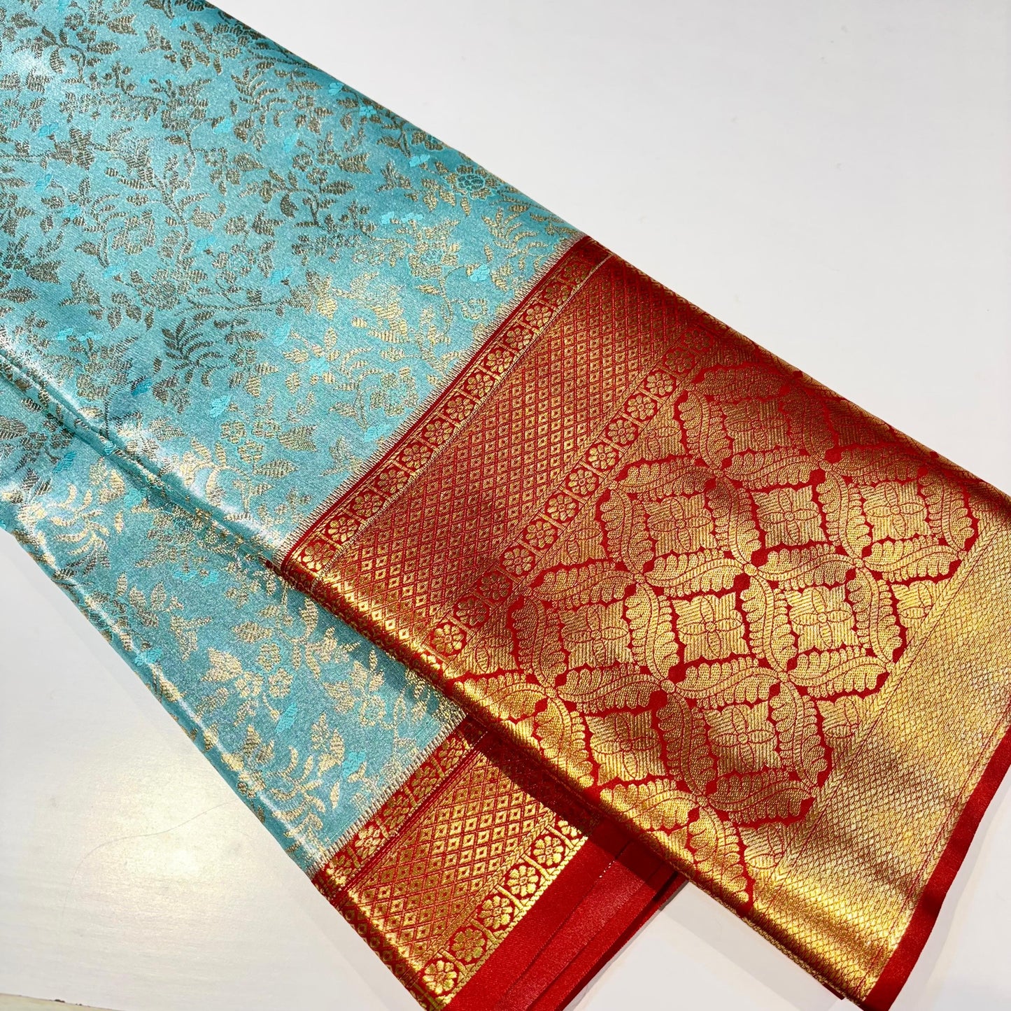 Kanchivaram Soft Tissue Silk Saree