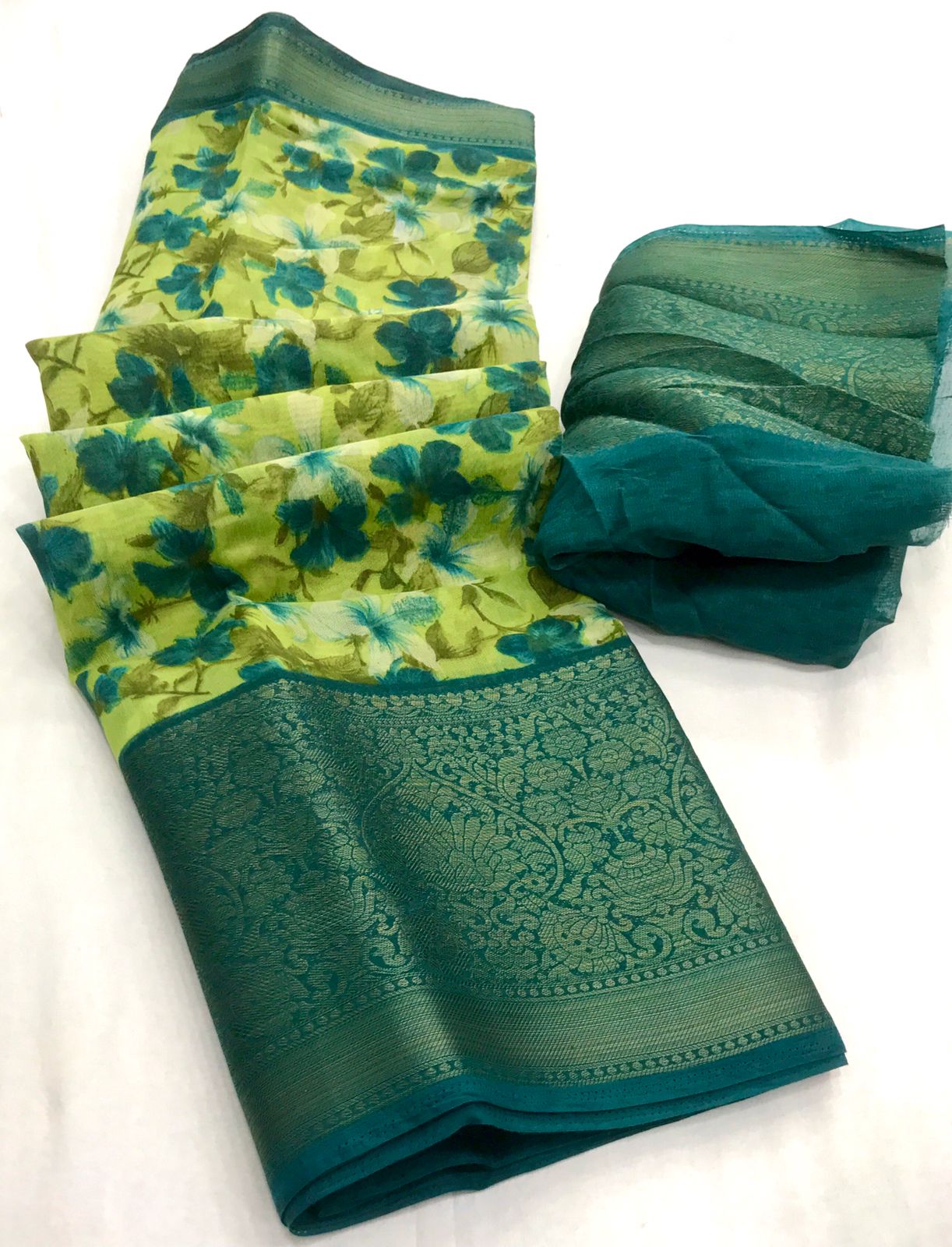 Buy Soft Linen Saree with Jacquard Border India